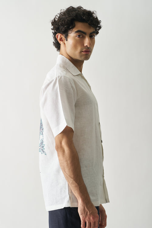 DEER UNDER GIANT OAK - HAND EMBROIDERED UNISEX PURE LINEN SHIRT